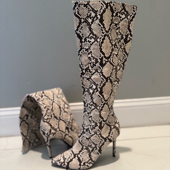 Shoes - Snakeskin Pattern Knee-High Women's Boots